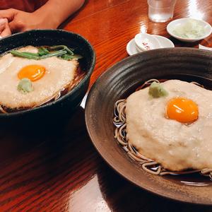 箱根で、とろろ蕎麦を！