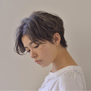 ショートヘアの可愛いパーマアレンジはいかがでしょうか。