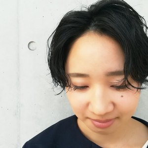 前髪長めショート　女性にも男性にもオススメです！