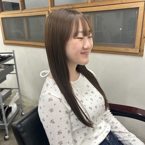 クリームベージュ