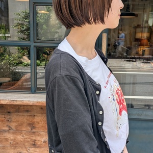 ショートボブ