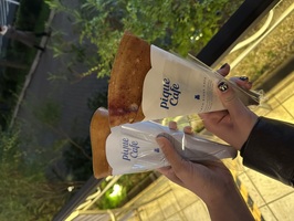 クレープ食べました！